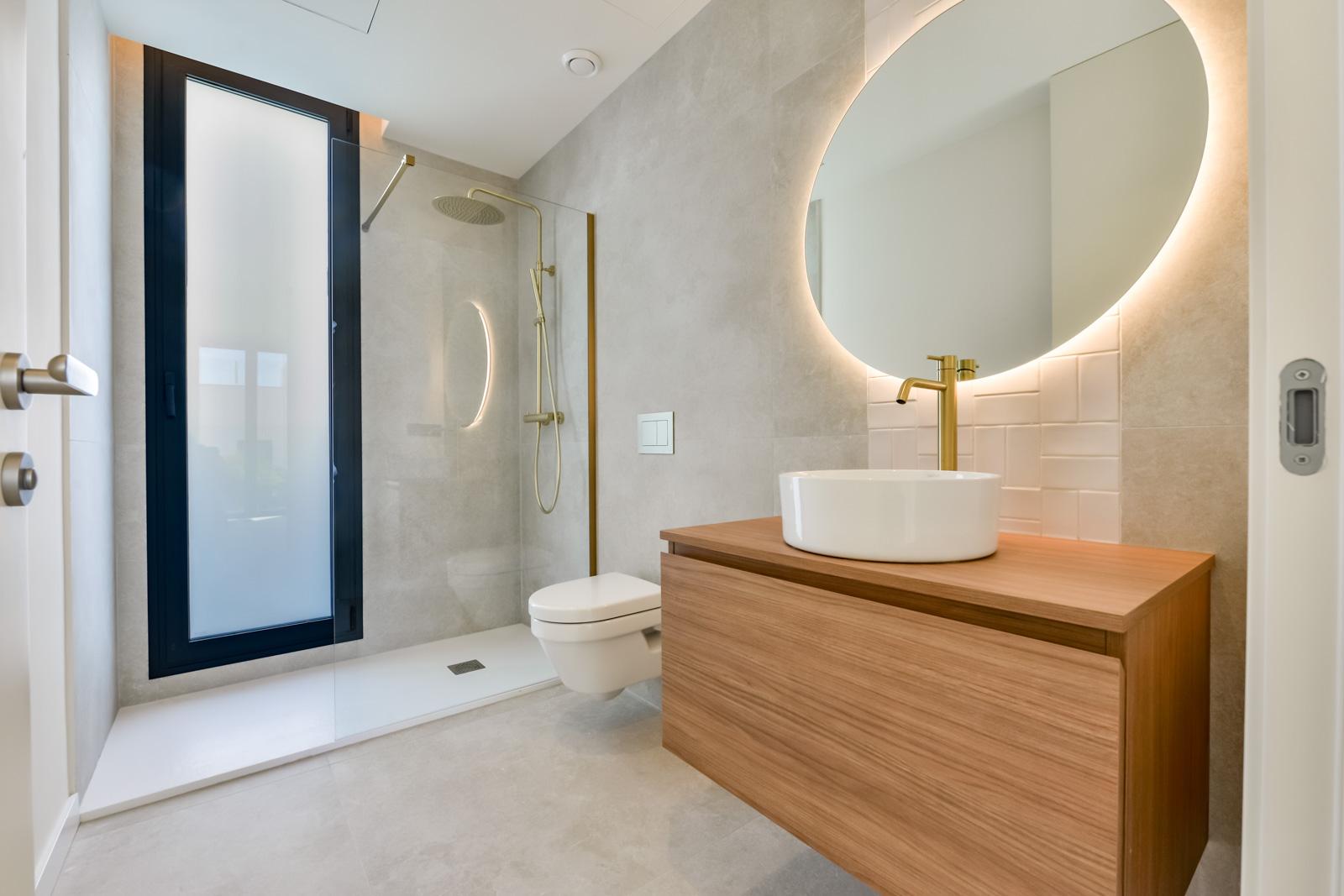 1409DA - Villas modernas listas para habitar con amplios interiores y jardines paisajísticos.