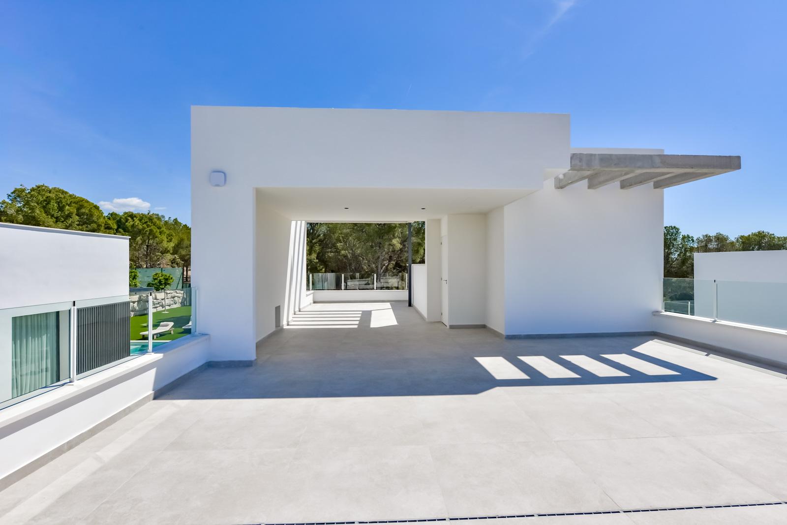 1409DA - Villas modernas listas para habitar con amplios interiores y jardines paisajísticos.