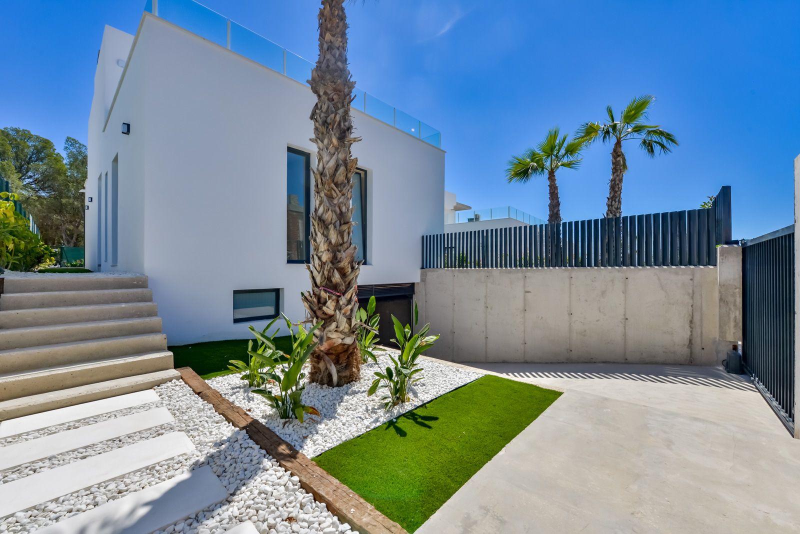1409DA - Villas modernas listas para habitar con amplios interiores y jardines paisajísticos.