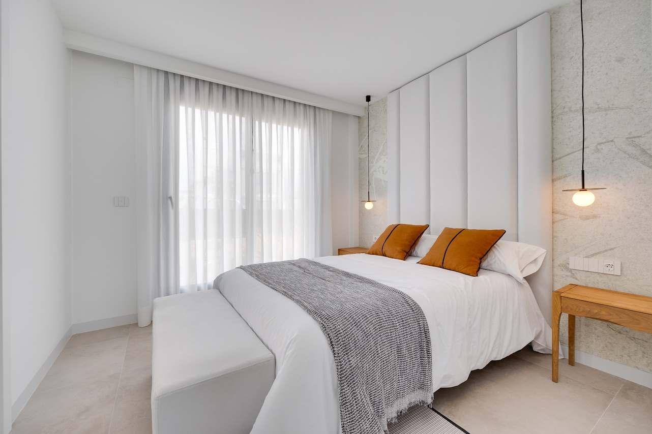 1412DA - Villas with sea views, private pools and easy living