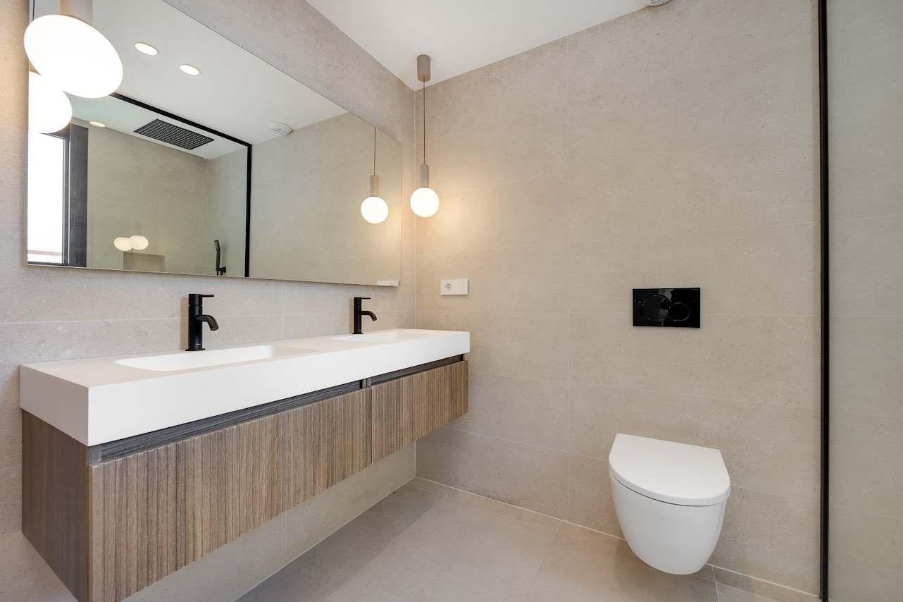 1412DA - Villas with sea views, private pools and easy living