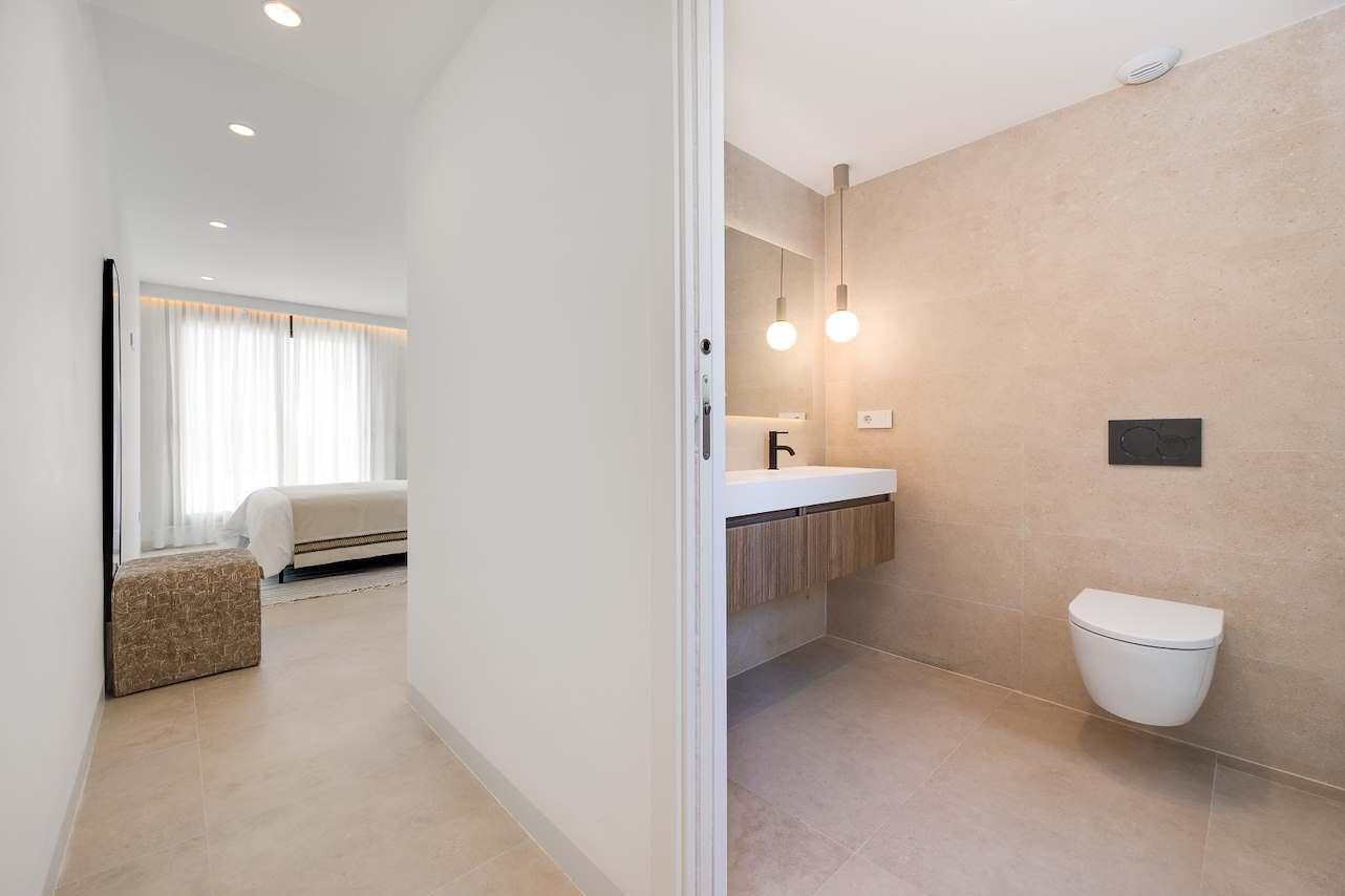 1412DA - Villas with sea views, private pools and easy living