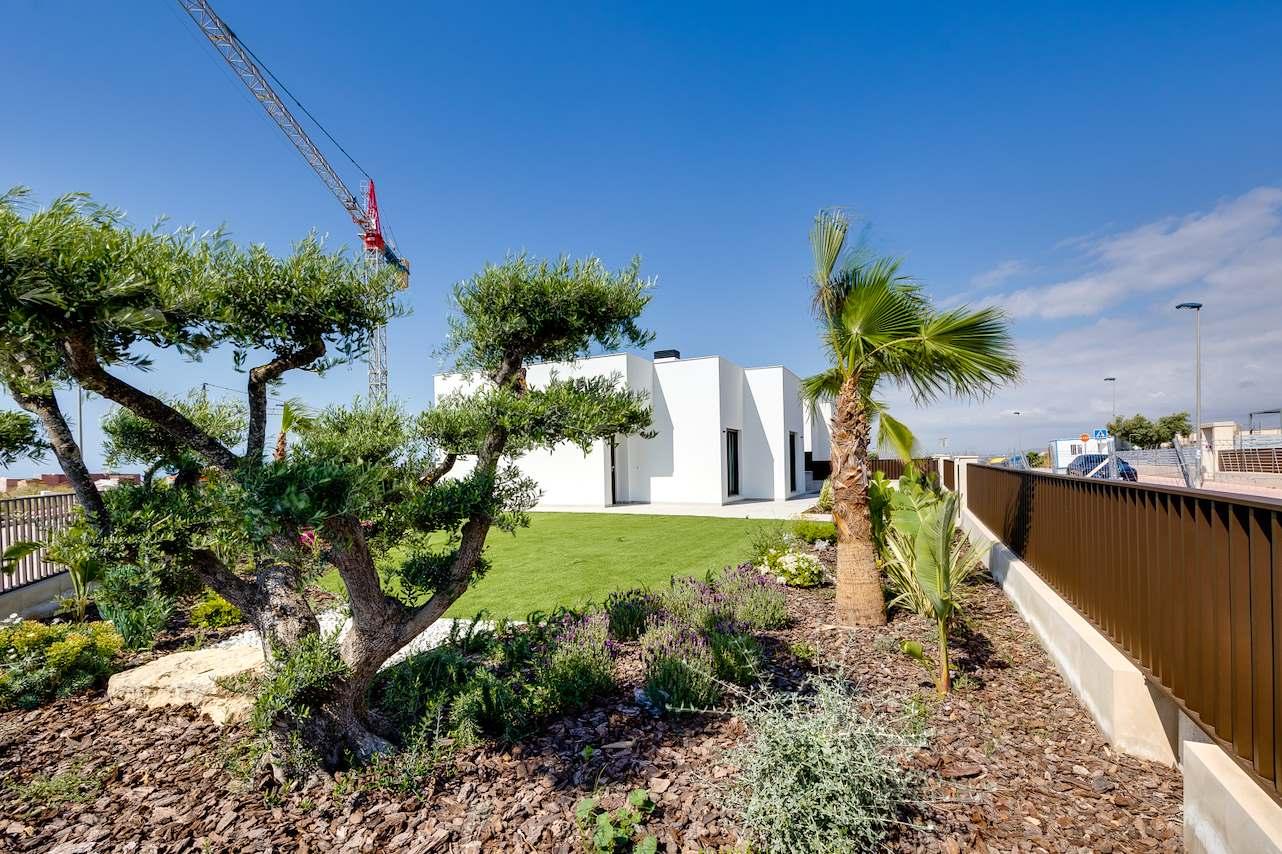 1412DA - Villas with sea views, private pools and easy living