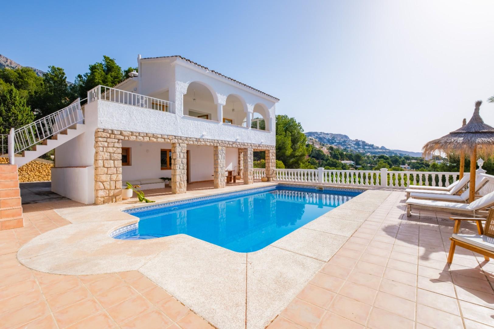 1415NS - Mittelmeer-Villa mit Meerblick und ibizenkischem Charme in Altea