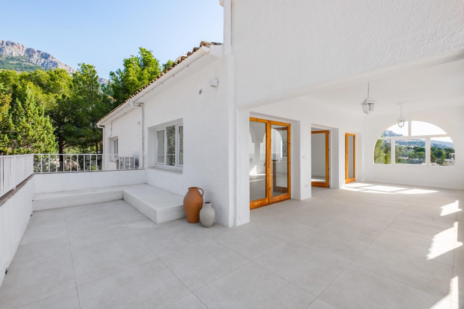 1415NS - Mittelmeer-Villa mit Meerblick und ibizenkischem Charme in Altea
