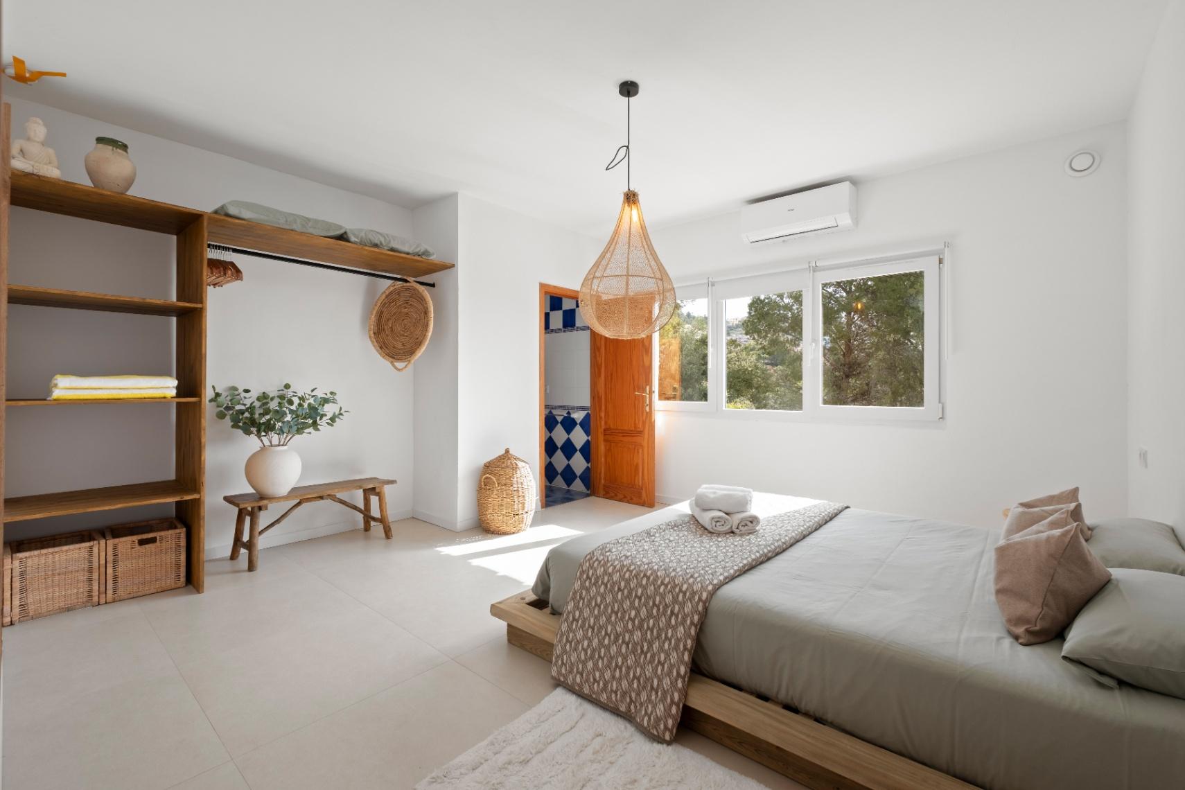 1415NS - Mittelmeer-Villa mit Meerblick und ibizenkischem Charme in Altea