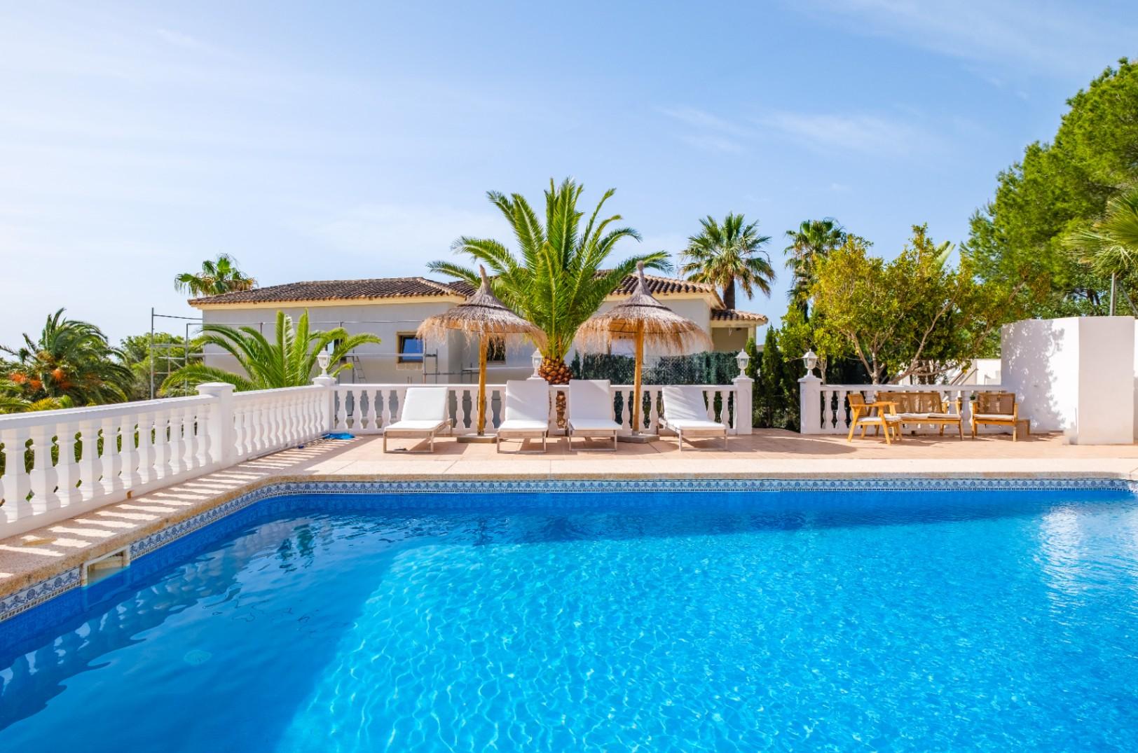 1415NS - Mittelmeer-Villa mit Meerblick und ibizenkischem Charme in Altea