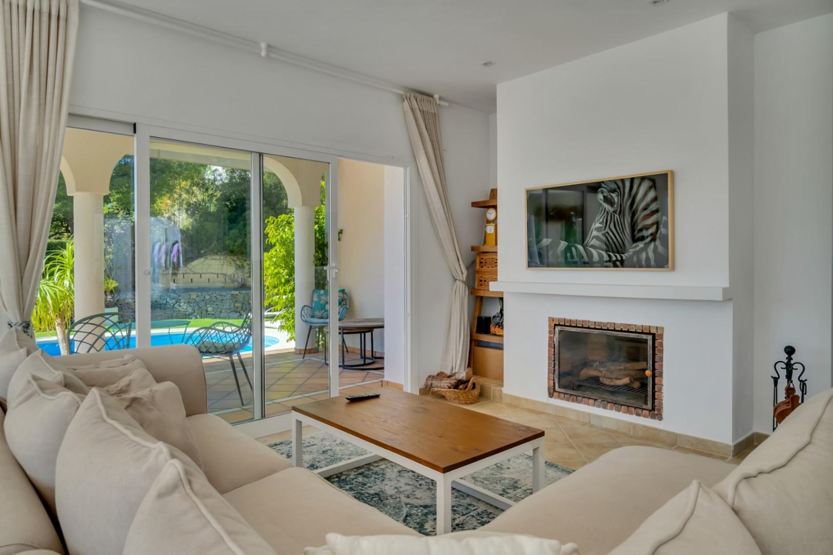1416DA - Villa méditerranéenne avec piscine chauffée et intimité près de Altea Golf