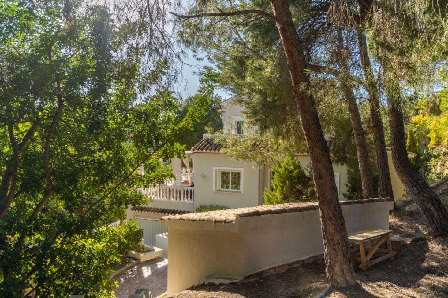 1416DA - Villa méditerranéenne avec piscine chauffée et intimité près de Altea Golf