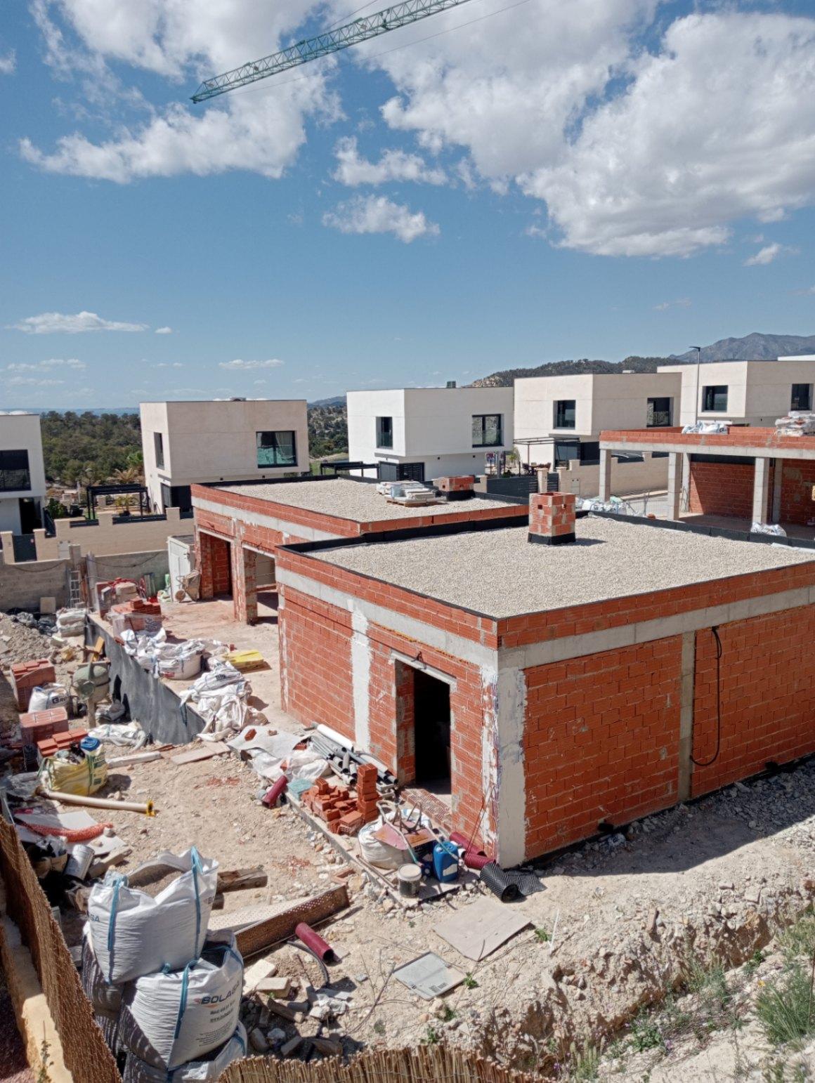 1424DA - Nuevas villas de 3 dormitorios con vistas al mar y a la montaña en un entorno elevado de Finestrat