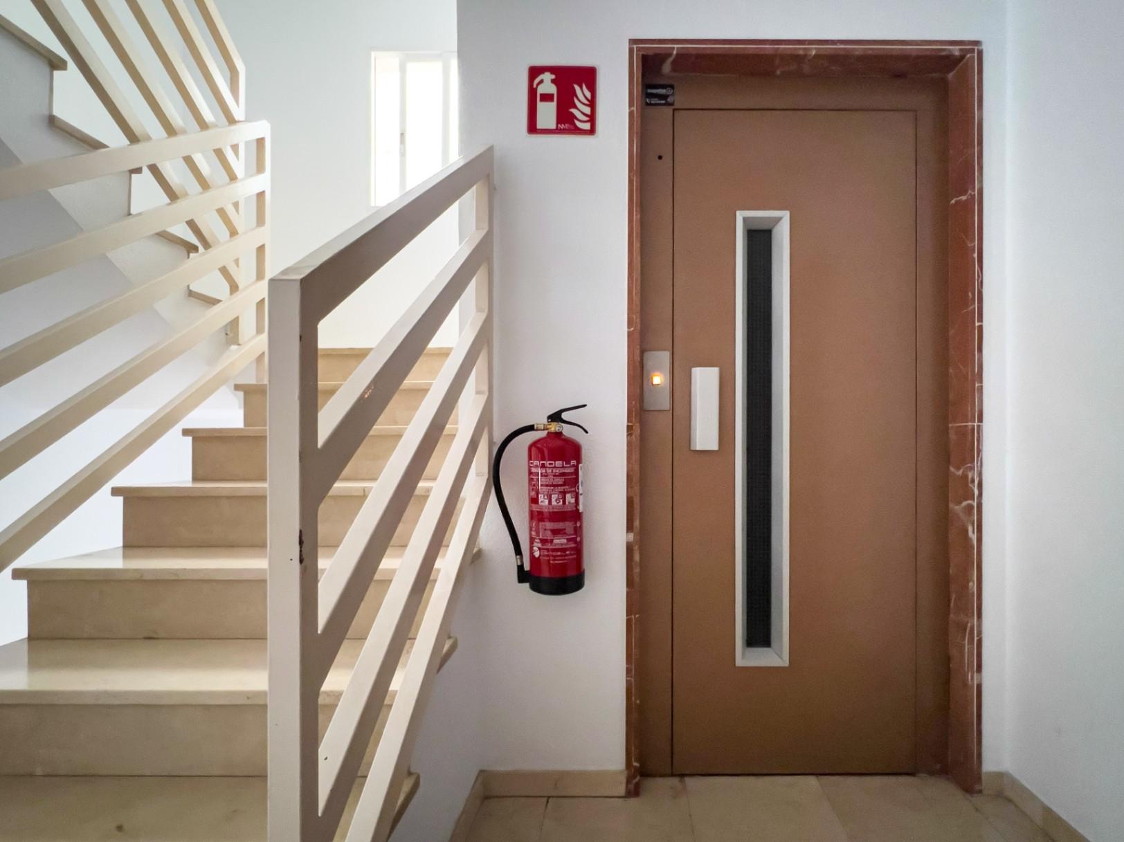 1427NS - Apartment mit drei Schlafzimmern im Zentrum von Altea, nur 650 Meter vom Meer entfernt