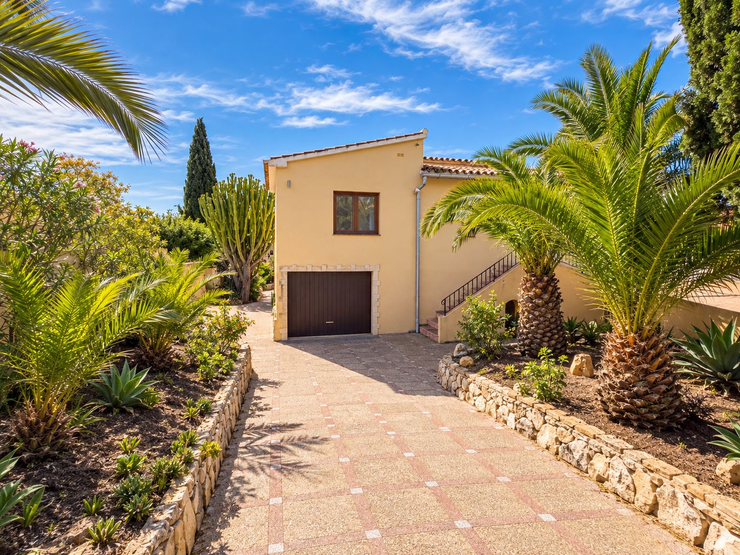 12629DR - Villa avec vue sur la mer à vendre à Moraira, à distance de marche du centre.