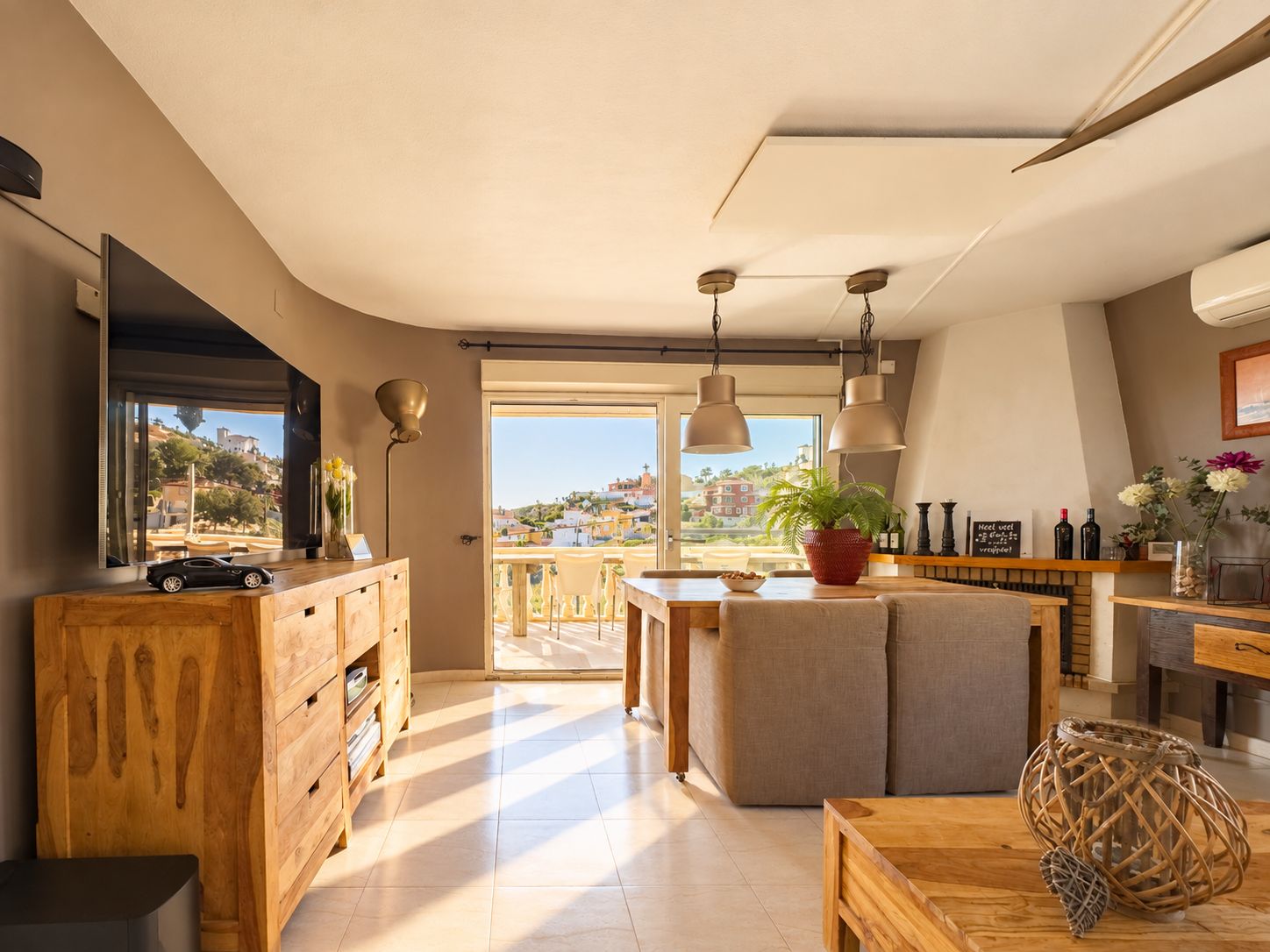 1386DA - Mediterranean Villa with Sea Views, and walking distance to the sea, in Cala D'or, Campello