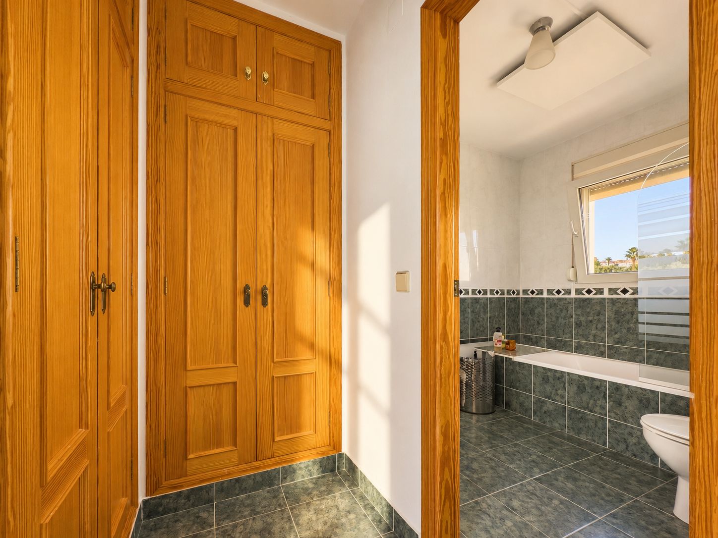 1386DA - Mediterranean Villa with Sea Views, and walking distance to the sea, in Cala D'or, Campello
