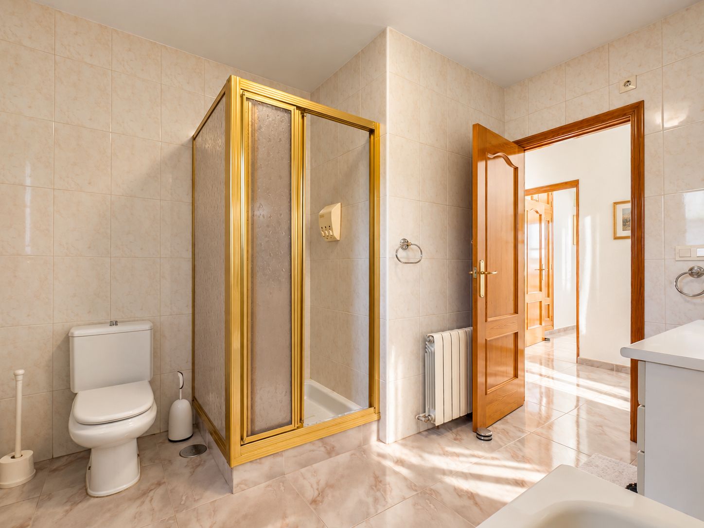 1389DA - Eengezinsvilla met privézwembad op een perceel van 750 m² in La Nucía