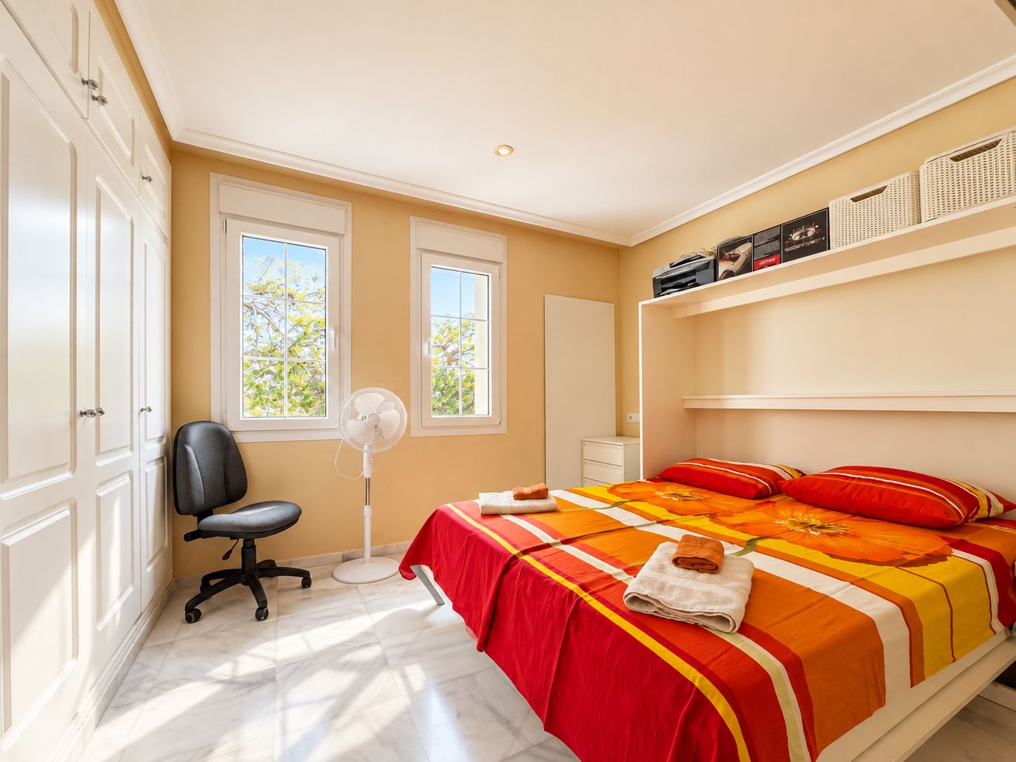 Appartement avec grande terrasse et vue sur la mer à Altea Hills