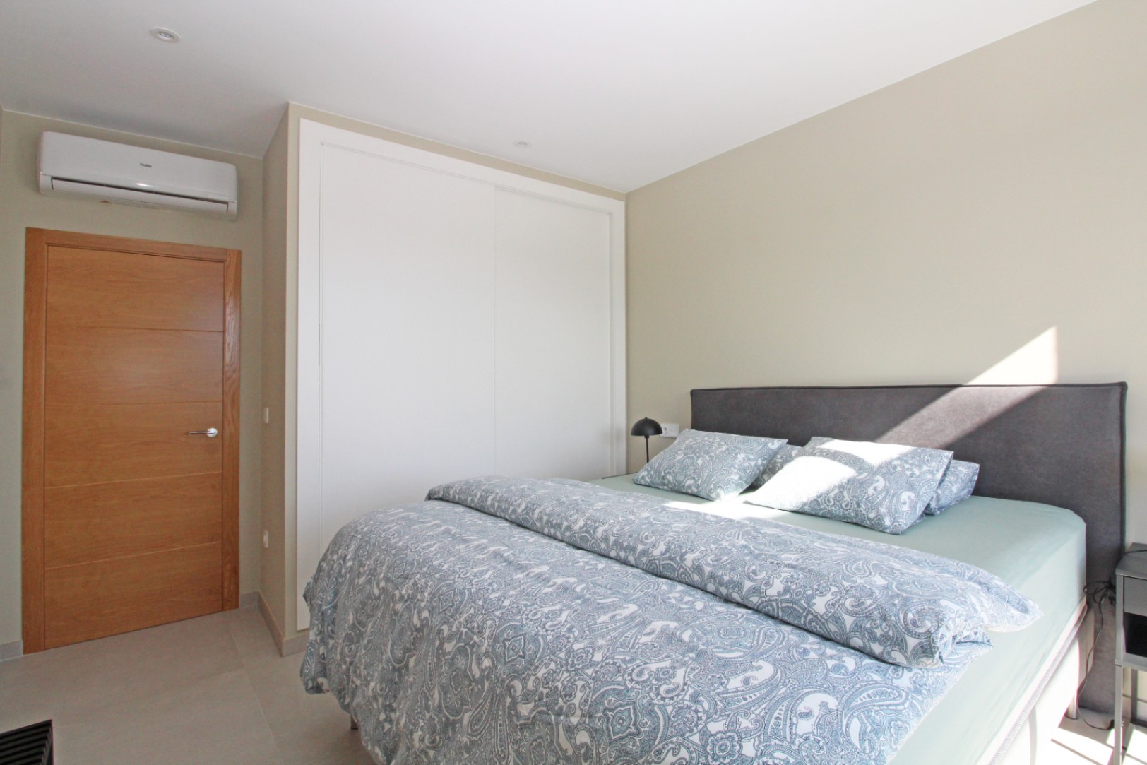 12288NS - Luxurious Modern Villa with Stunning Views in Moraira