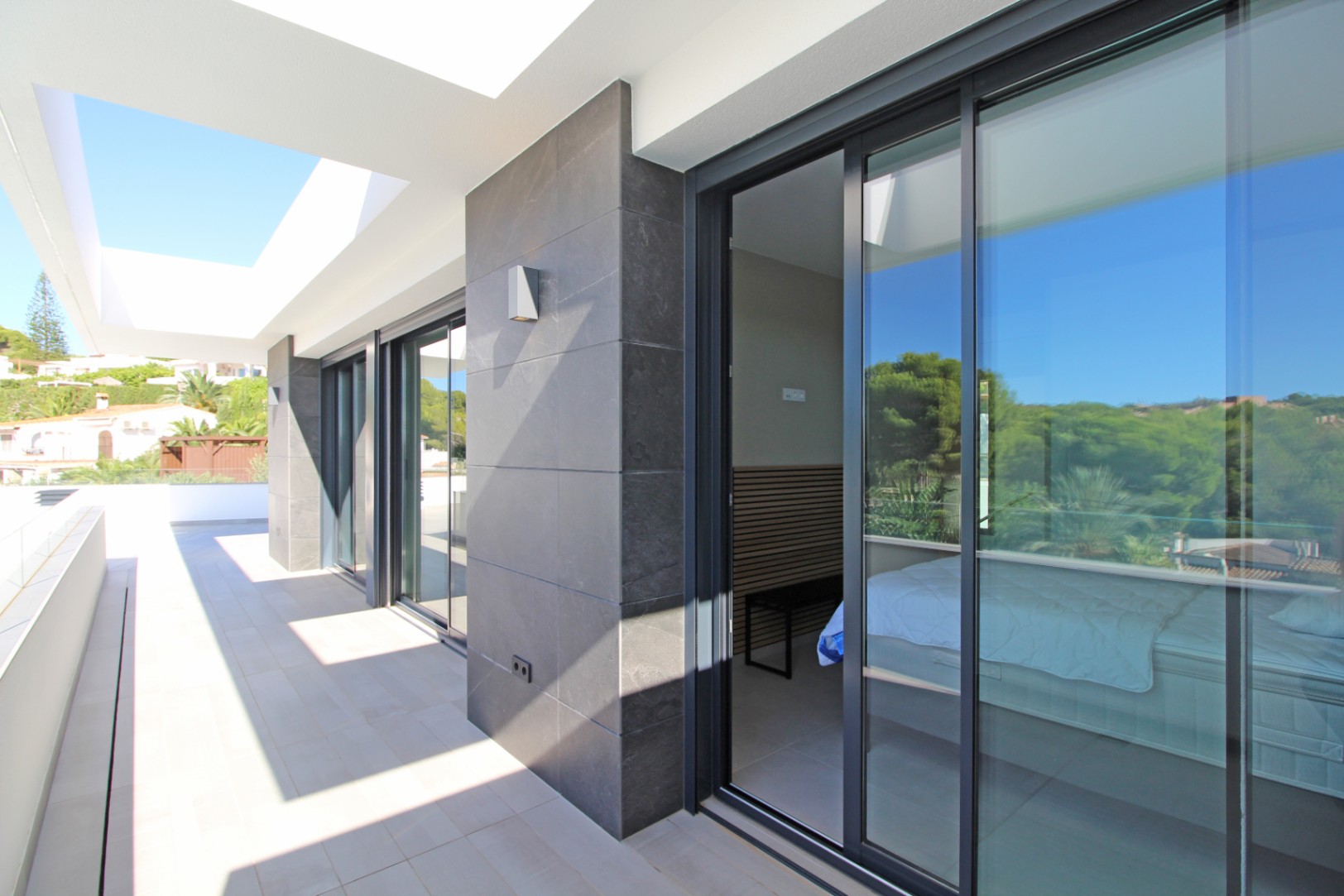 12288NS - Luxurious Modern Villa with Stunning Views in Moraira
